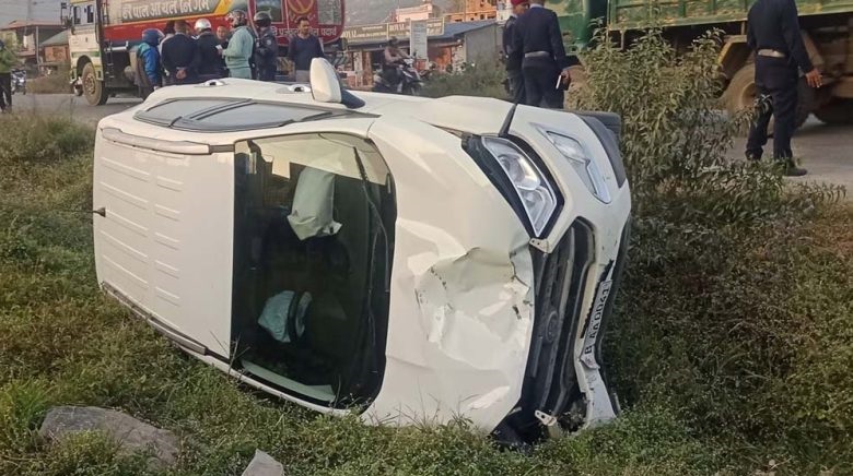 कारसँग स्कुटर ठोक्किँदा डेन्टल पढिरहेका दुई युवतीको मृत्यु