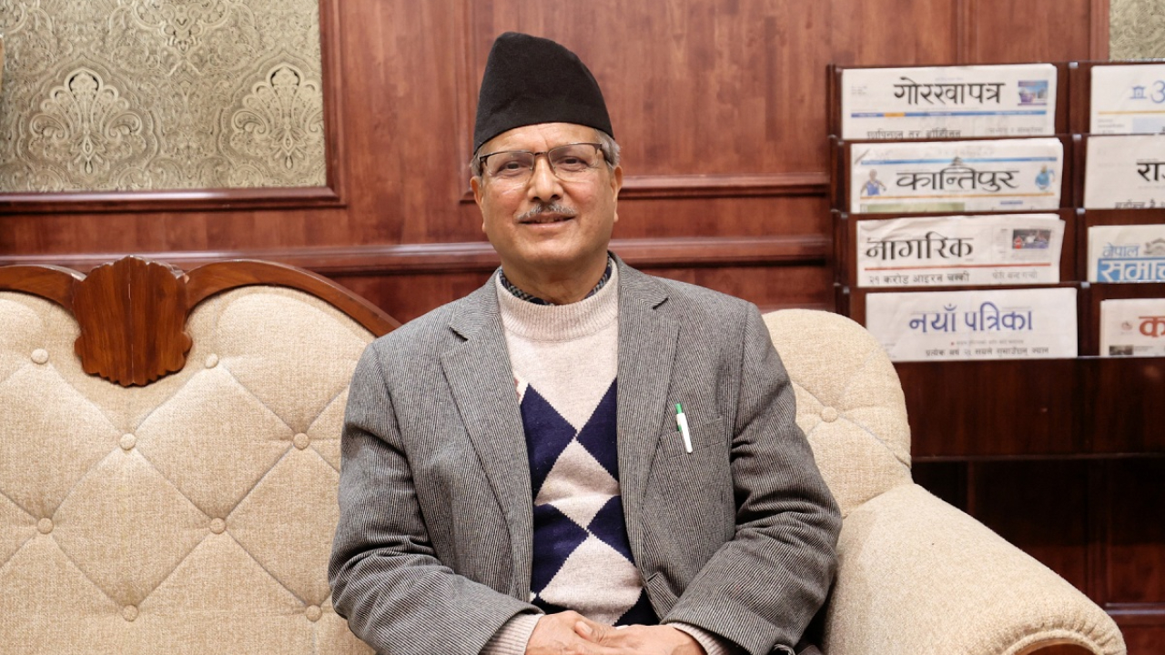 प्रचण्डका प्रमुख राजनीतिक सल्लाहकार हरिबोल गजुरेलको राजीनामा स्वीकृत