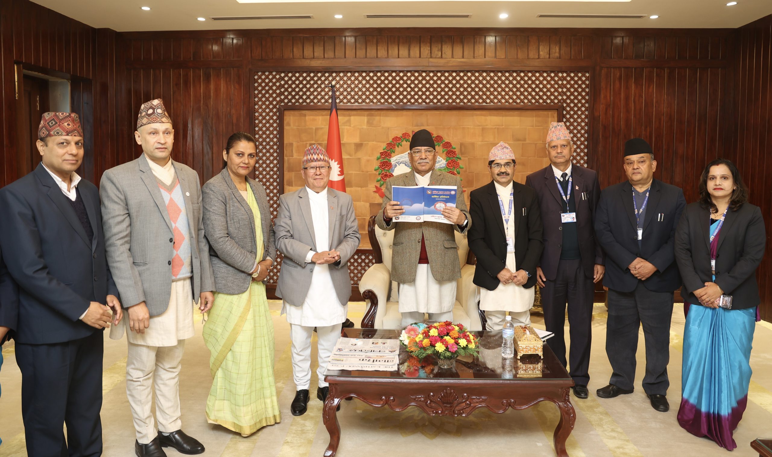 राष्ट्रिय सूचना आयोगको प्रतिवेदन सरकारलाई बुझाइयो
