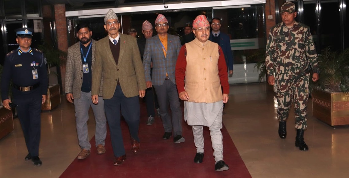 अन्तर्राष्ट्रिय शान्ति सम्मेलनमा भाग लिन उपप्रधानमन्त्री खड्का घाना प्रस्थान