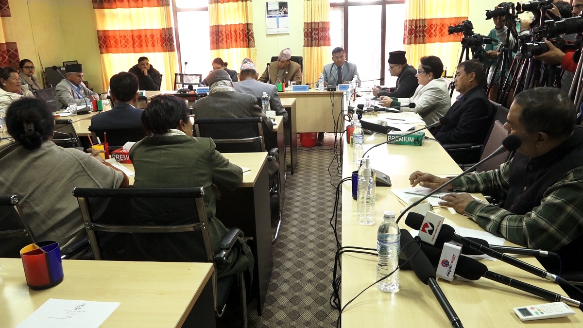 एनसेल शेयर खरिद बिक्री प्रकरण : सोमवार प्रधानमन्त्रीसँग जानकारी लिइने