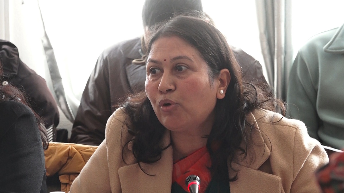 सांसद भट्टराईको प्रश्न : अधिकार प्राप्तिका लागि नागरिक कहिलेसम्म सडकमा आउनुपर्ने हो ?