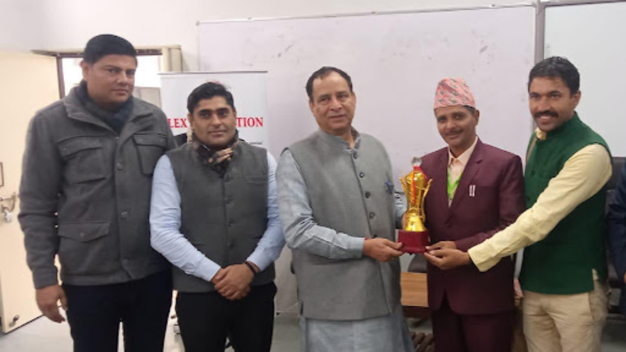 अभियानकर्मी हेमन्तराज काफ्ले अन्तरराष्ट्रिय अवार्डबाट सम्मानित