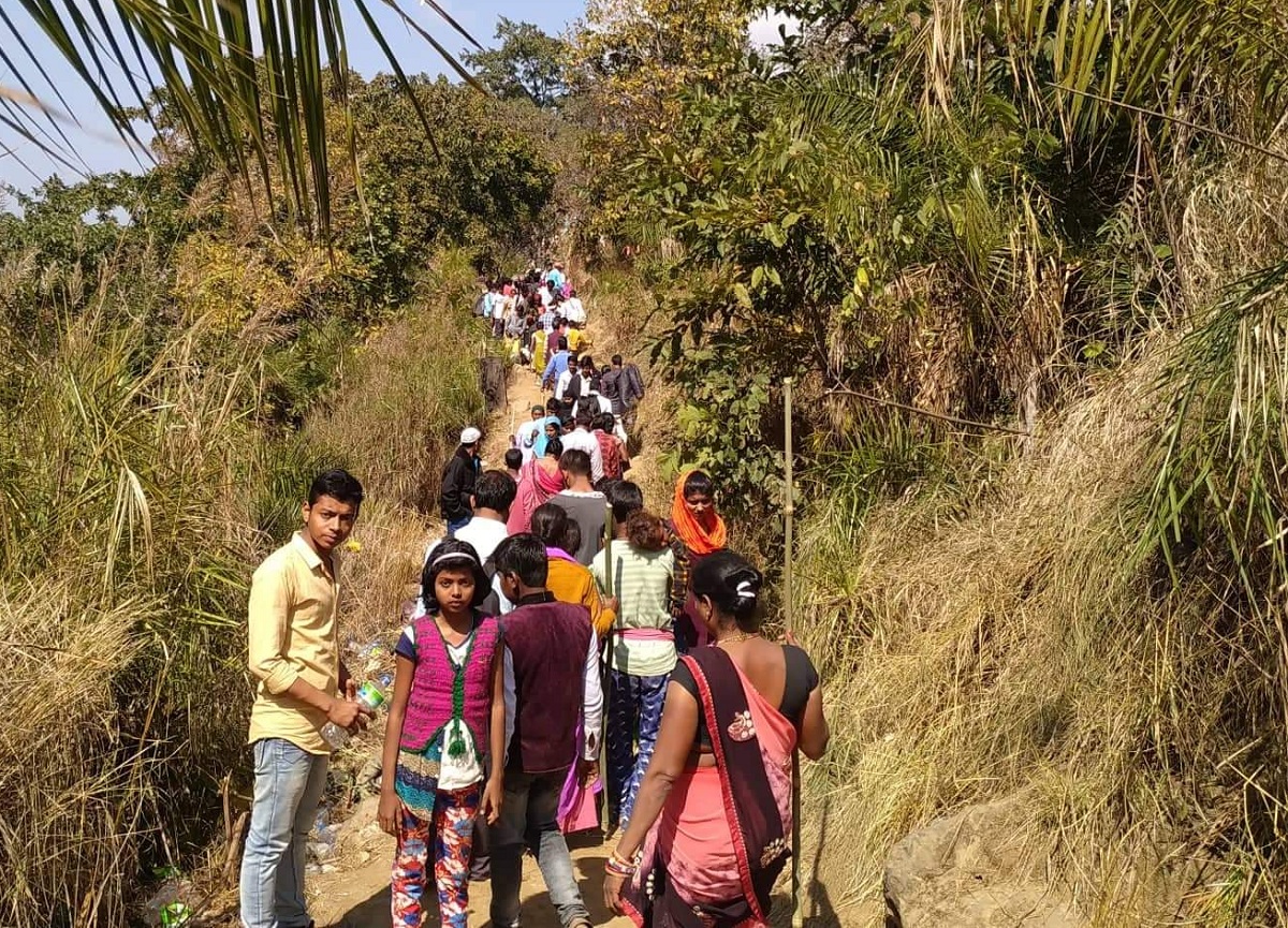 हिन्दू र मुस्लिम समुदायले मनाउने ‘हजरत बाबा कम्मर शाह’ मेला सुरु