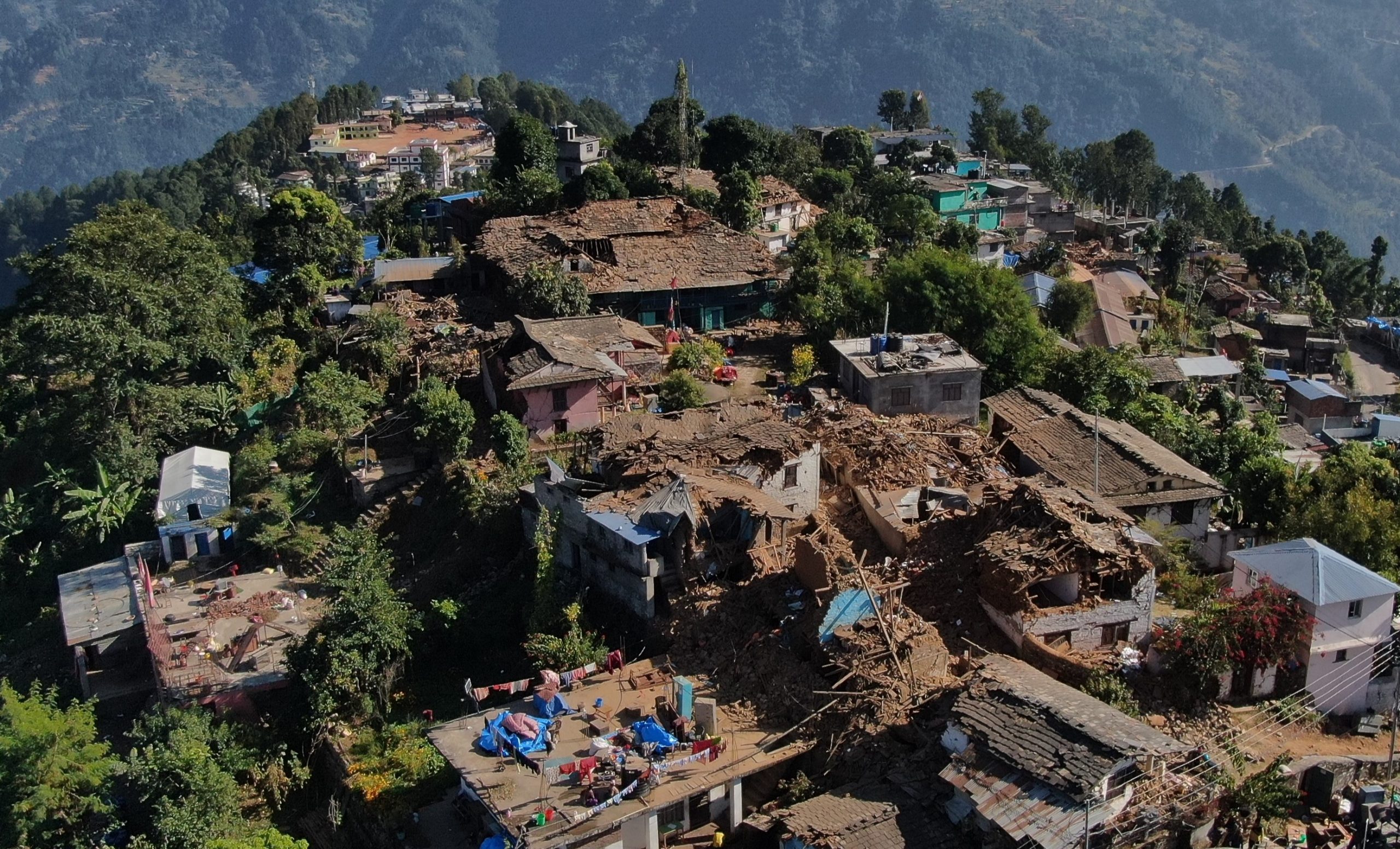 भूकम्पबाट भत्किएका सरकारी संरचना बनाउन अख्तियारी