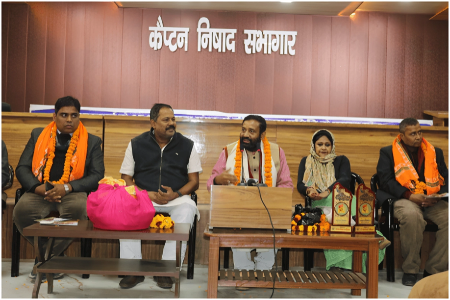 सीमावर्ती क्षेत्रका निर्माणका समस्या बोकेर मुज्जपरपुर पुगे विमलेन्द्र निधी