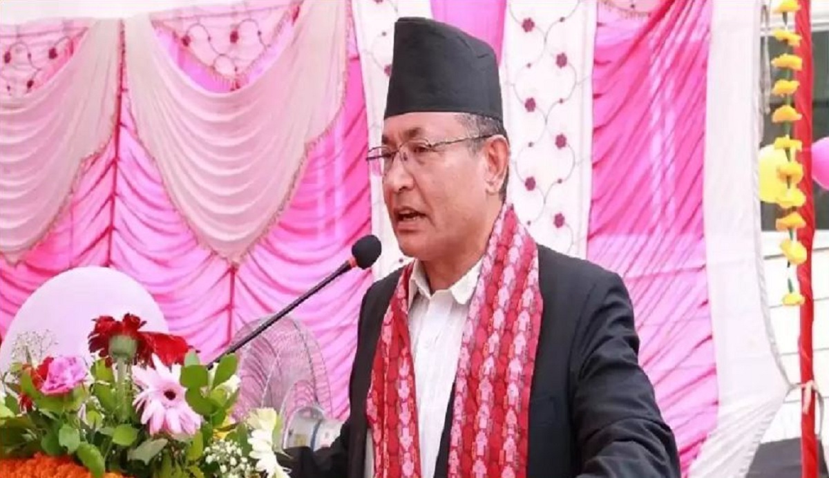 नेपालमा कसैलाई राजा भनी लेख्ने कार्य संविधानविपरीत हो : प्रदेश मन्त्री श्रेष्ठ