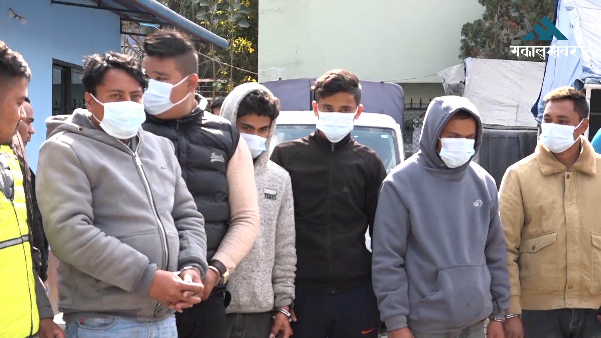 काठमाडौंमा नक्कली मदिरा बेच्ने ९ जना पक्राउ(भिडिओ)