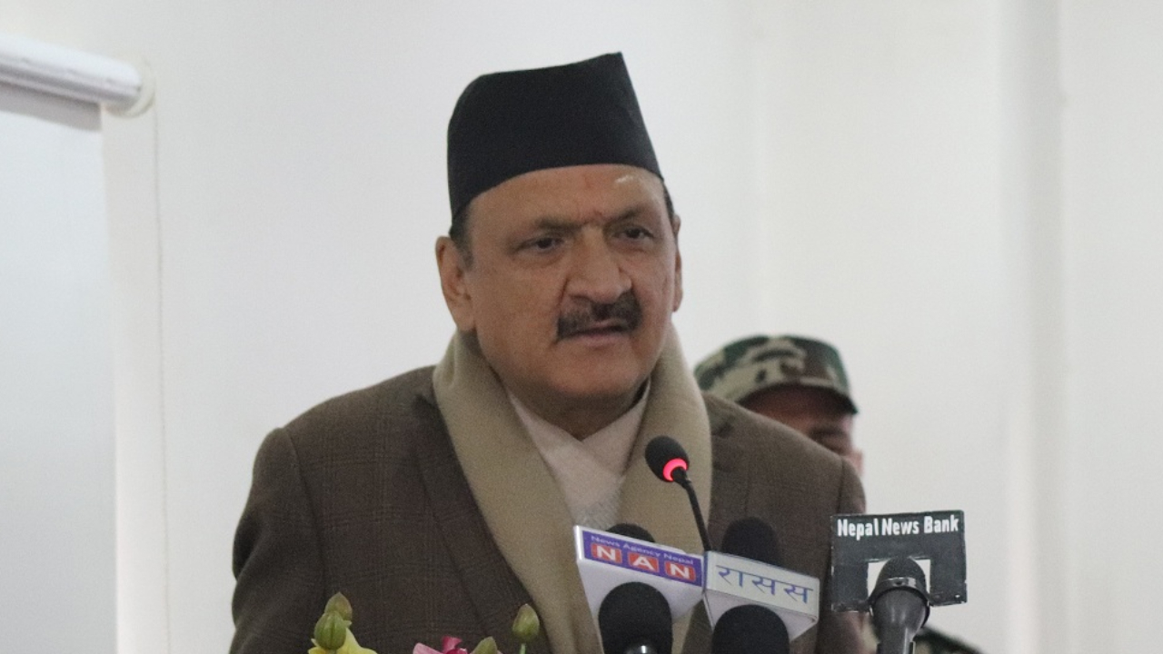 आर्थिक परिवर्तनको मेरुदण्ड शिक्षा हो : अर्थमन्त्री महत