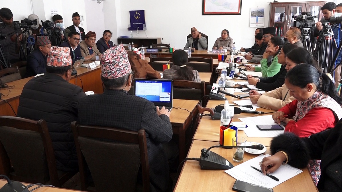 संसदीय समितिले आर्थिक वर्षको प्रगति विवरणबारे स्वास्थ्यमन्त्रीसँग छलफल गर्ने