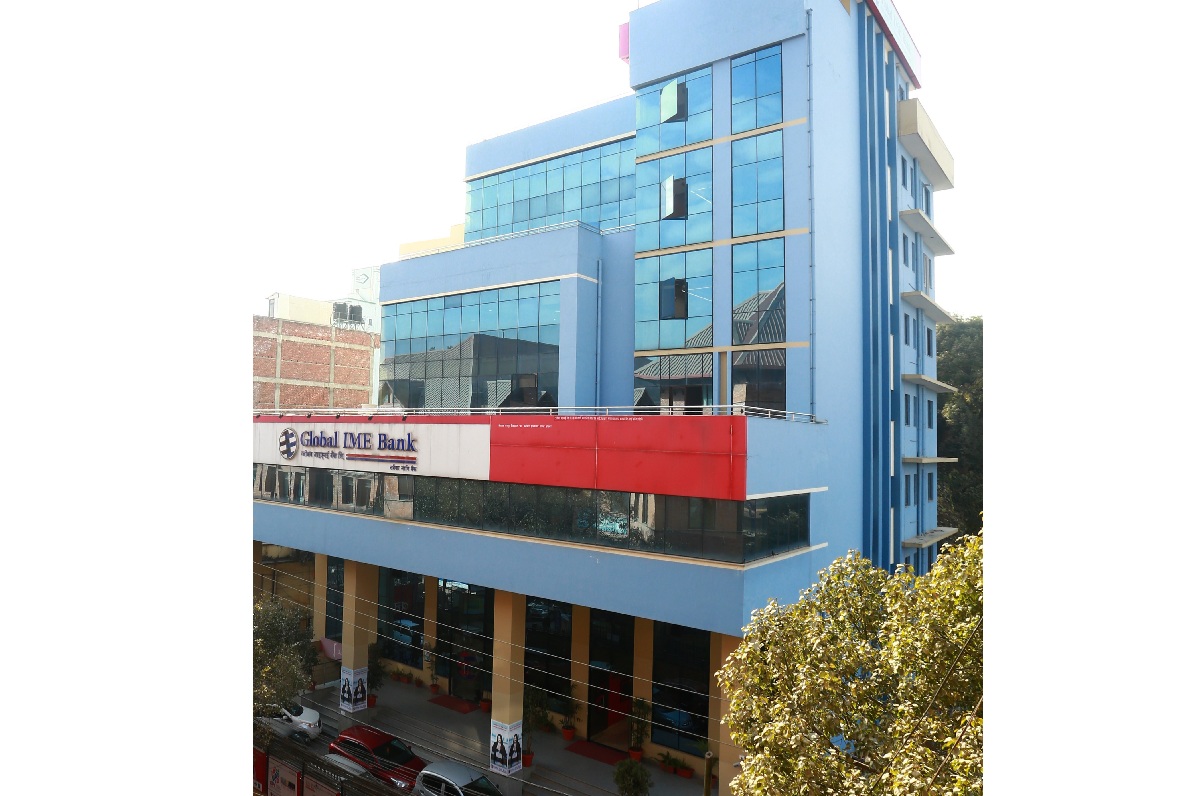 ग्लोबल बैंकको नयाँ एक्सटेन्सन काउन्टर ठमेलस्थित सरस्वती बहुमुखी क्याम्पसमा