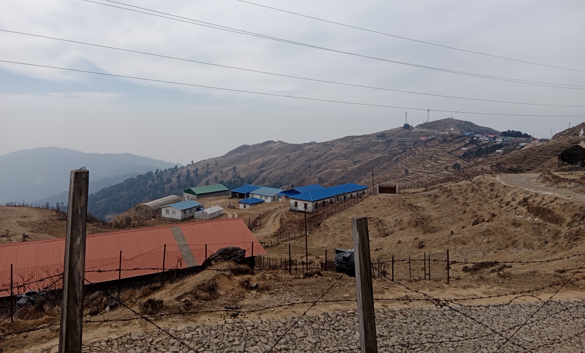 बन्द भए विद्यालय, बालबच्चा पढाउन भारत जान्छन् अभिभावक