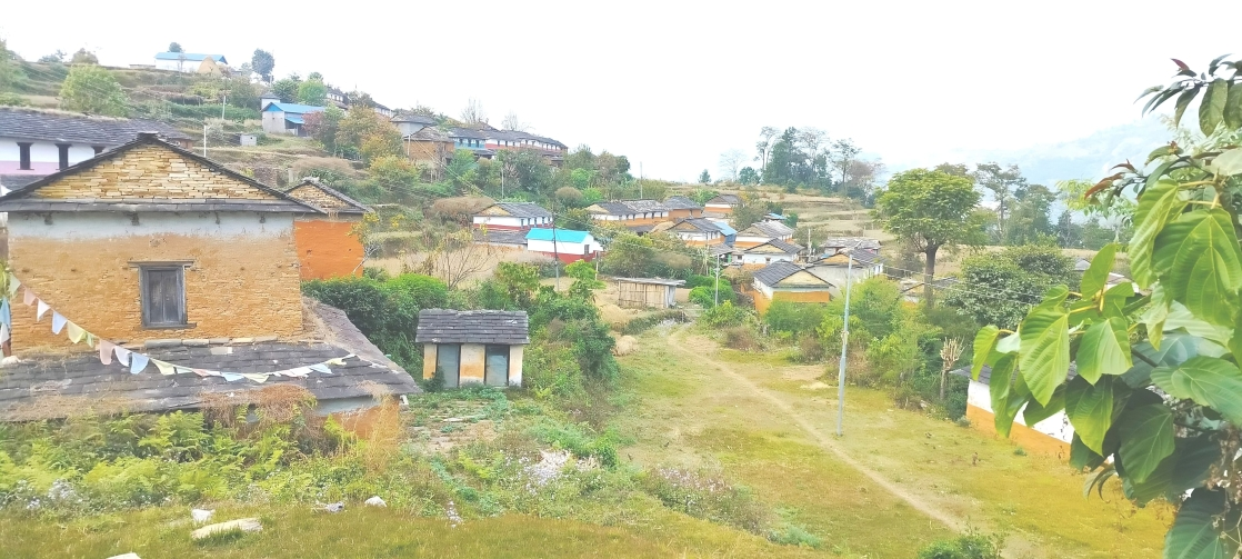 पाँच लाख घर खाली, १० लाख हेक्टर जमिन बाँझो