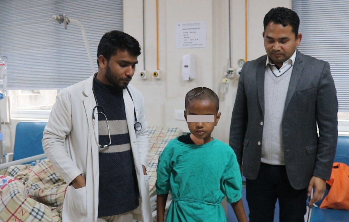 नोवेलमा १० वर्षीय बालिकाको जटिल र ठूलो ब्रेन ट्यूमरको सफल शल्यक्रिया
