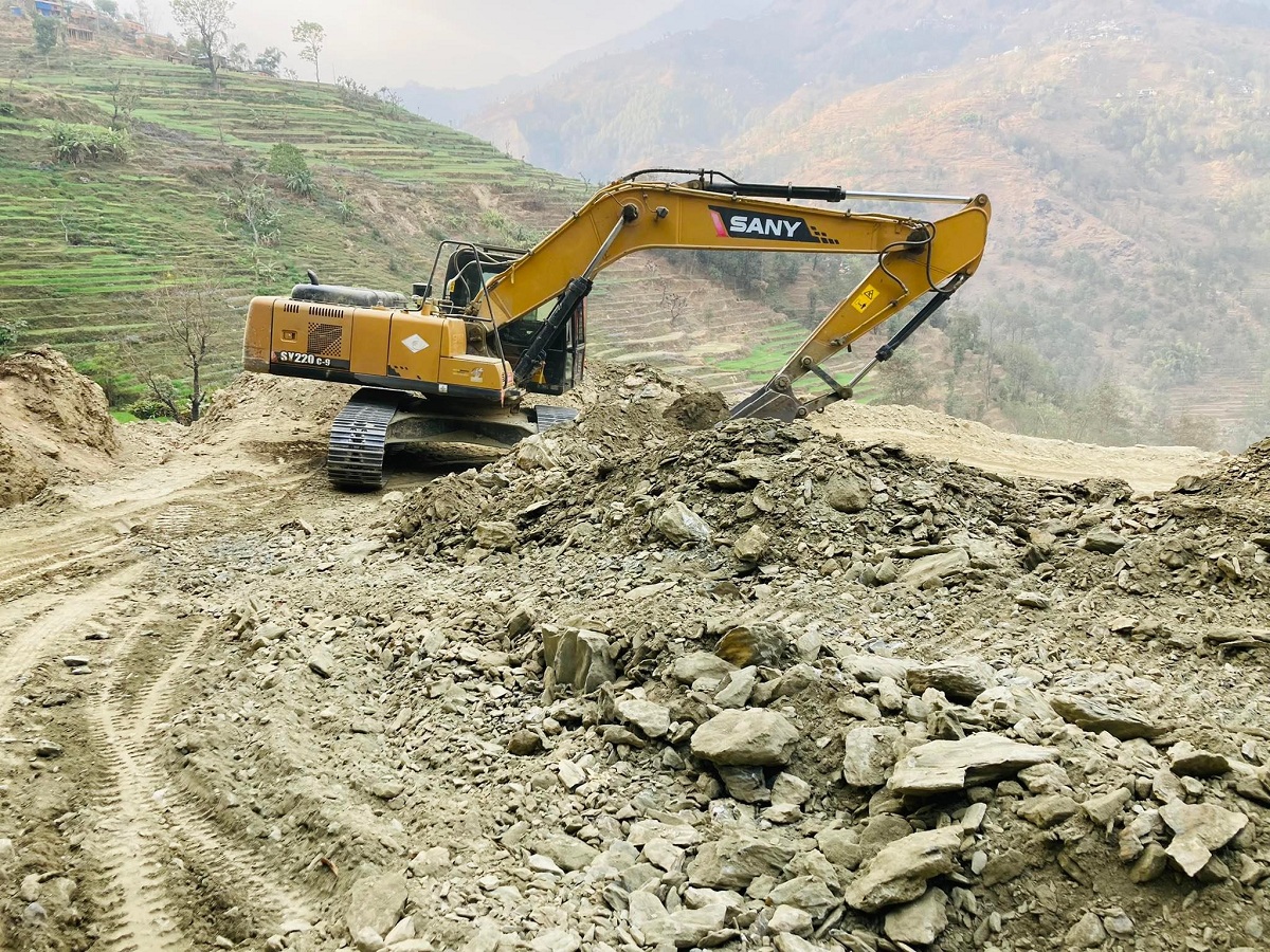 ‘ट्र्याक’ खुलेको २१ वर्षपछि रायडाँडा सडकको स्तरोन्नति