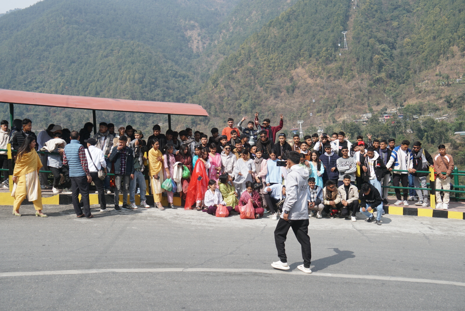 एसपीएका प्राध्यापक पक्राउ, मनकामना भ्रमणबाट फर्कने क्रममा छात्रालाई दुर्व्यवहार गरेको आरोप
