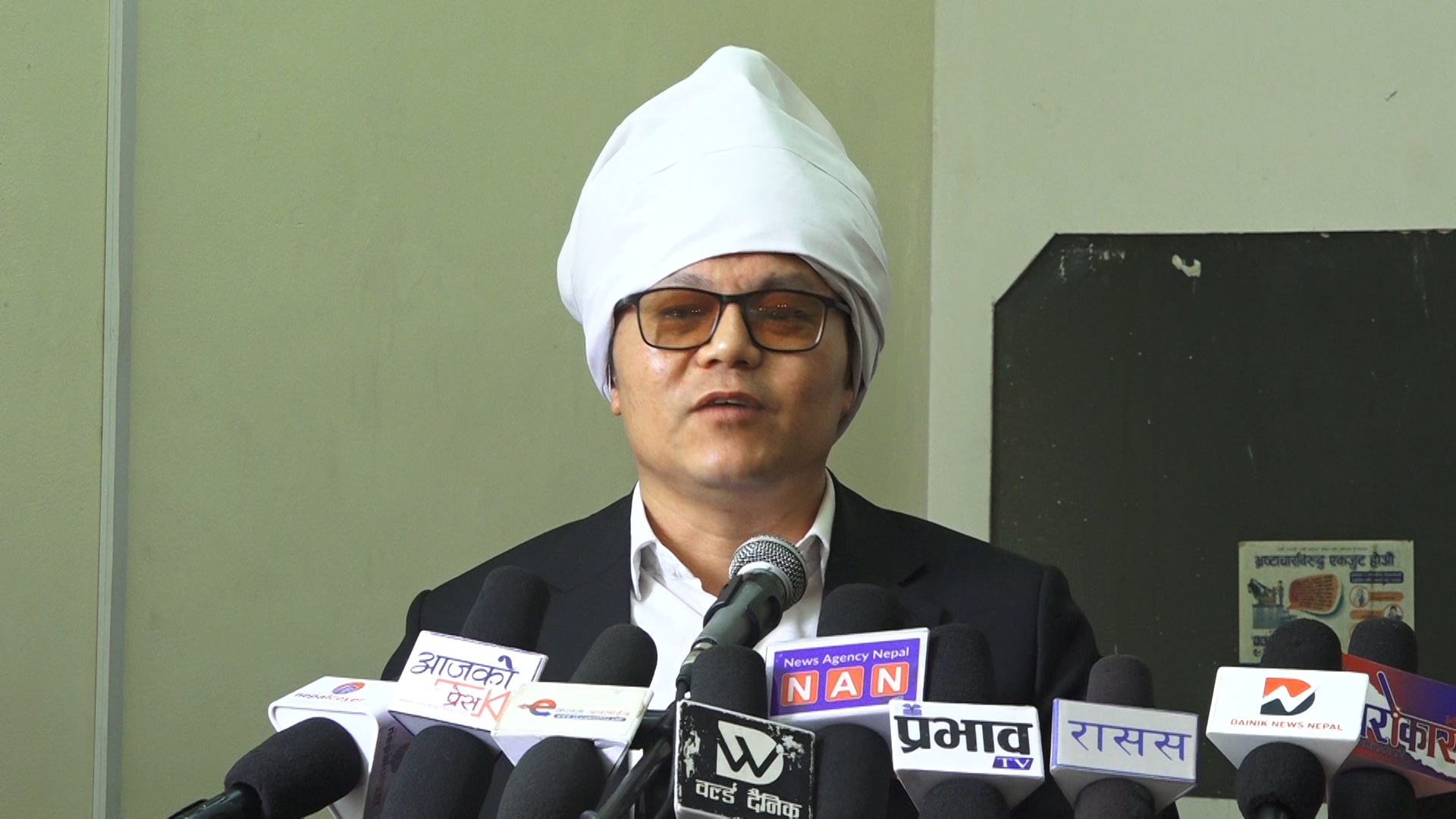 पर्यटनमन्त्री किराँतीको देउवा लक्षित अमर्यादित टिप्पणी
