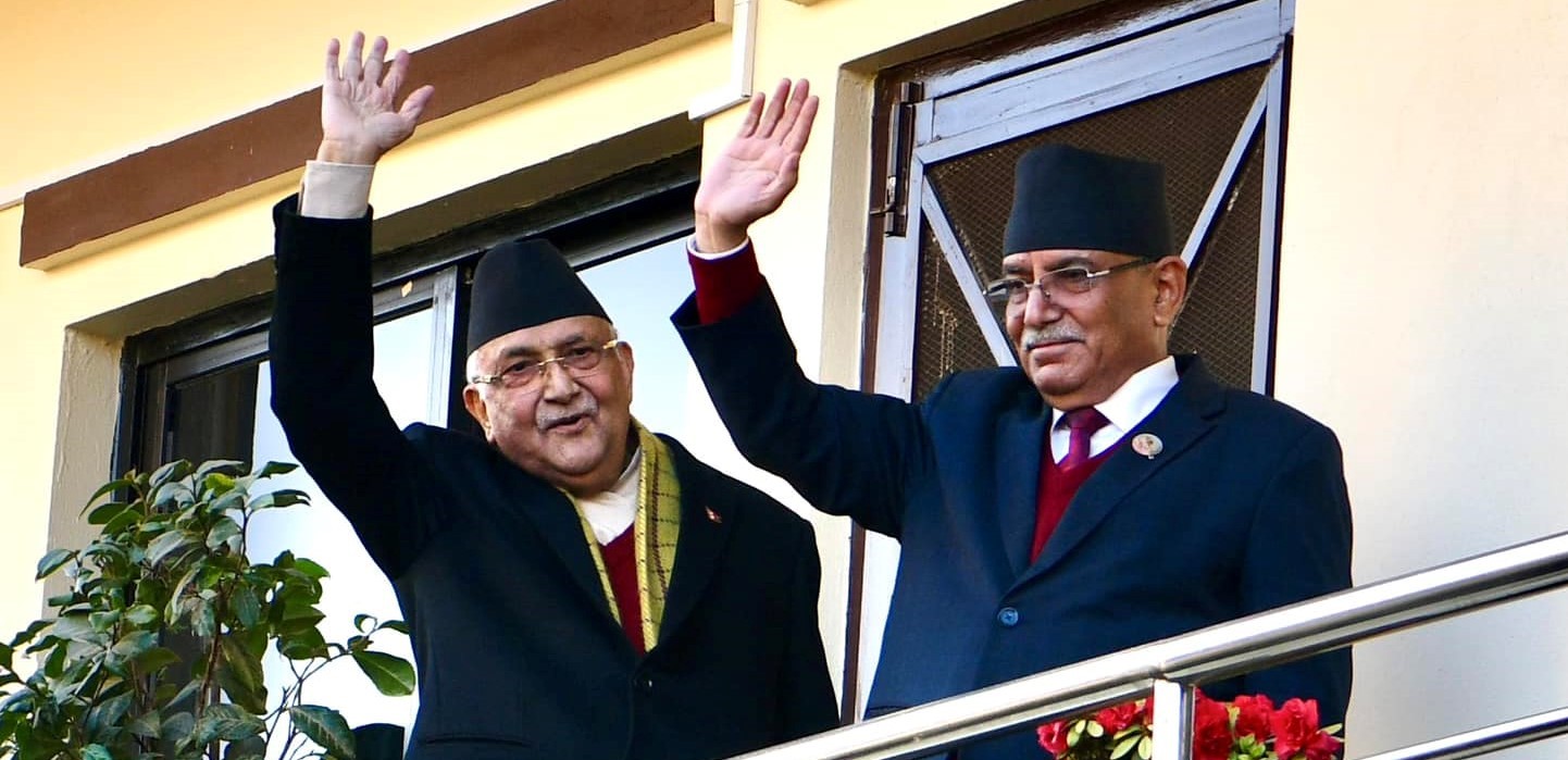 नयाँ गठबन्धन बनाउन व्यस्त शीर्ष नेता
