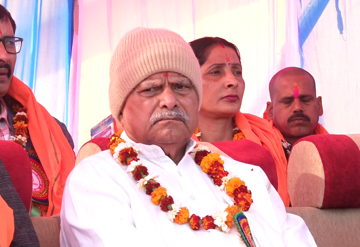 धर्मलाई राजनीतिबाट टाढा राख्नुपर्छ : डा. रामवरण यादव