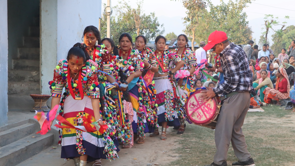 झण्डै ३८ दिनसम्म मनाइने राना समुदायको पृथक ‘होली’