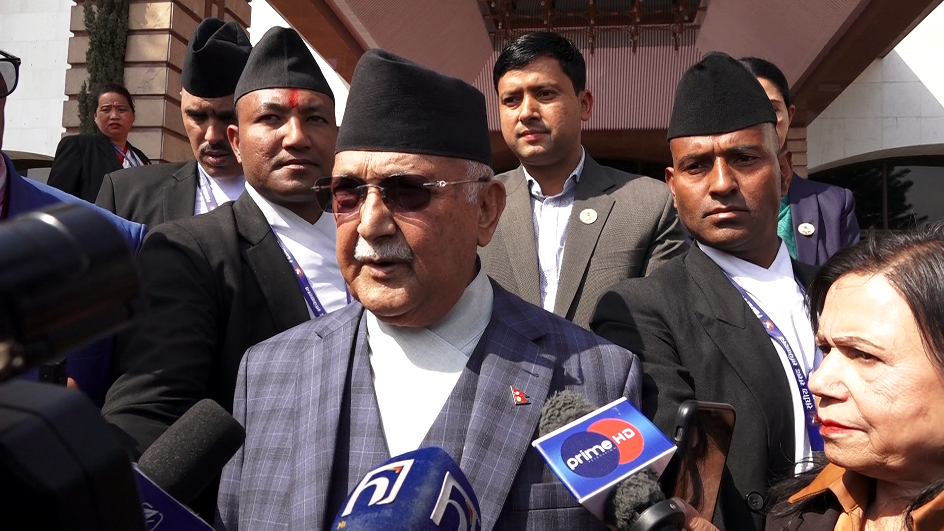 रवि लामिछानेमाथि छानबिन गर्न संसदीय समिति सम्भव छैन : ओली (भिडिओ)