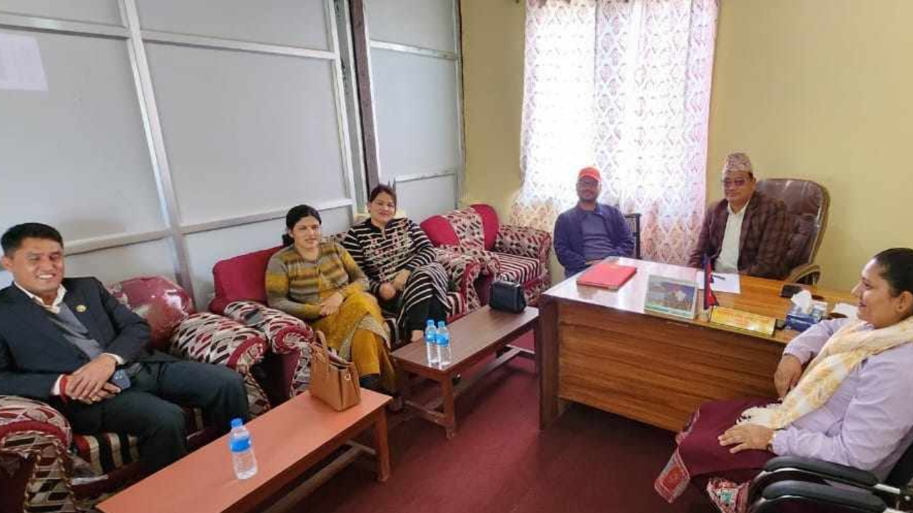 माओवादीले फिर्ता दियो सुदूरपश्चिम सरकारलाई दिएको समर्थन