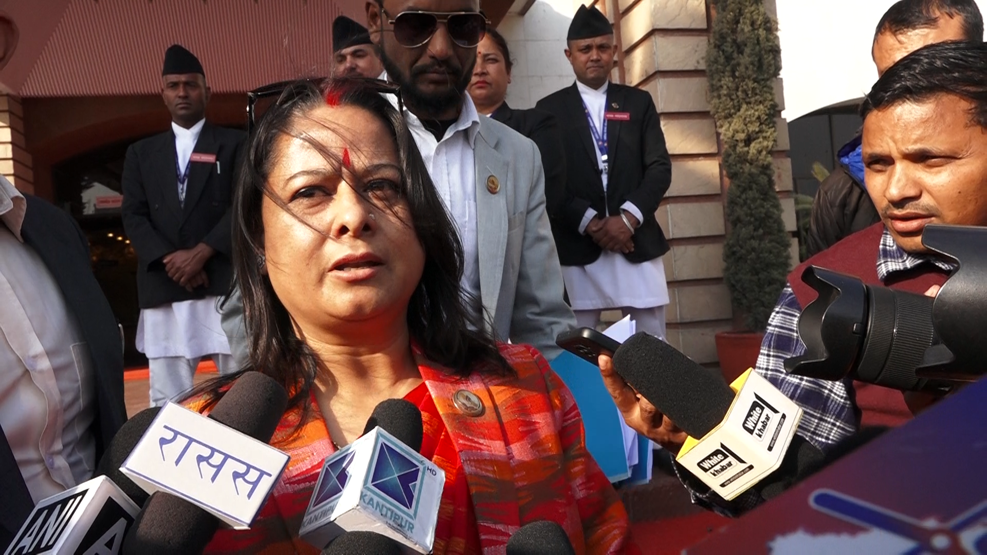 रेशम र मेरो विचार मिलेन, परिवार फुट्दैन : रञ्जिता श्रेष्ठ (भिडिओ)