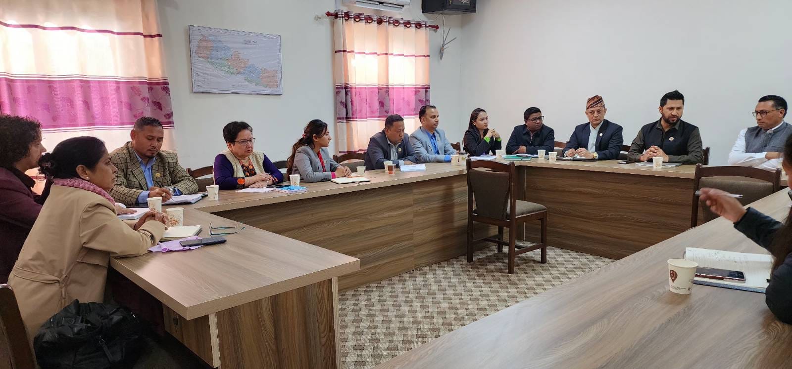 लालचीलाई नो ईन्ट्री, मन्त्री सघाउन विज्ञ टीम
