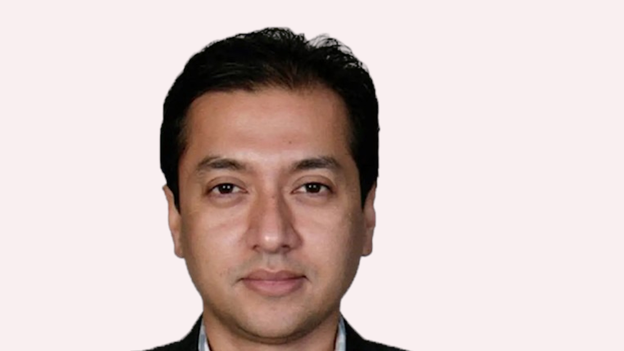 पीआर लिएको भन्दै विकल पौडेलविरुद्ध अर्को मुद्दा दर्ता
