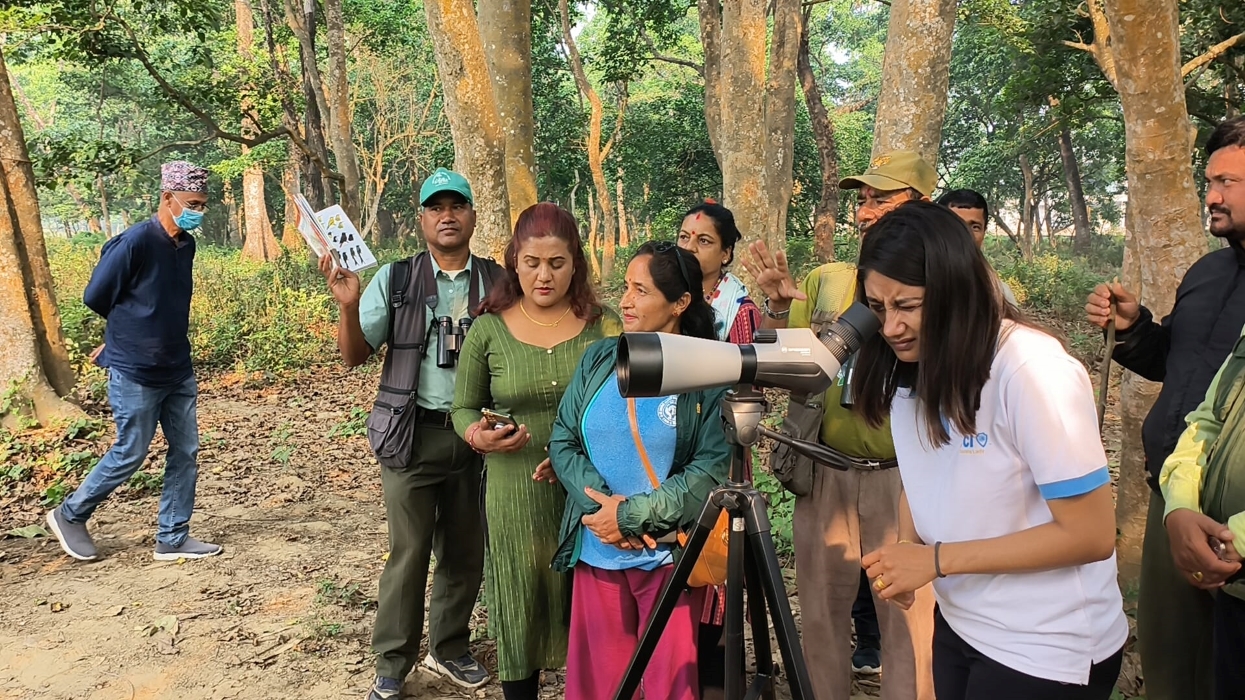 वन्यजन्तु सप्ताहः सामुदायिक वनमा चरा अवलोकन
