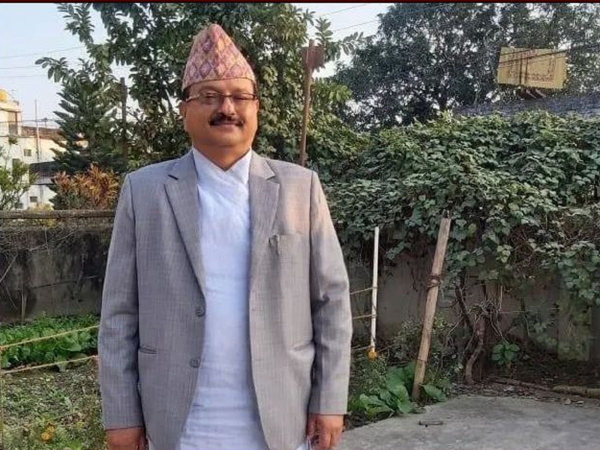 कोशी प्रदेशसभाका सचिव पराजुलीले लिए पद तथा गोपनीयताको शपथ