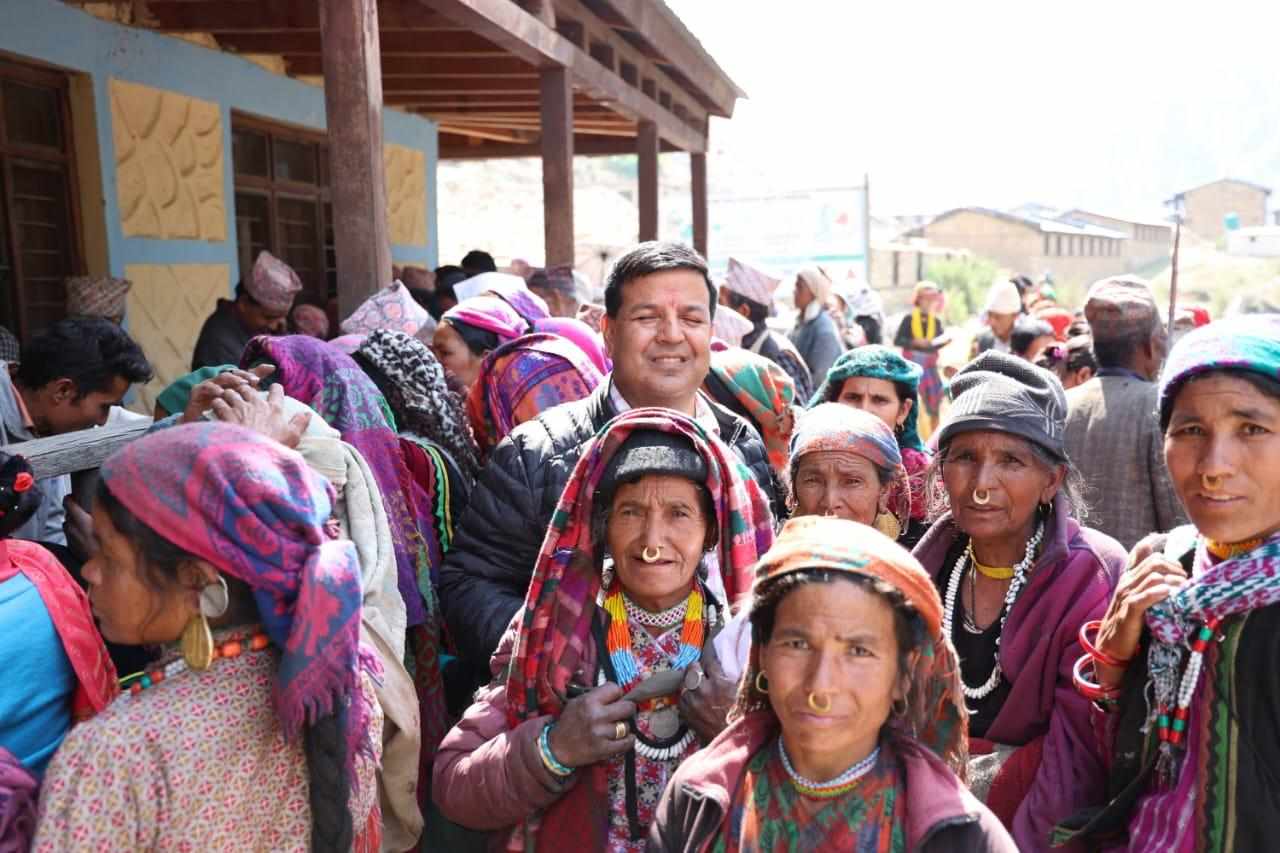 विशेषज्ञ चिकित्सकसहित हुम्लामा सांसद शर्मा, १७०० काे निशुल्क उपचार