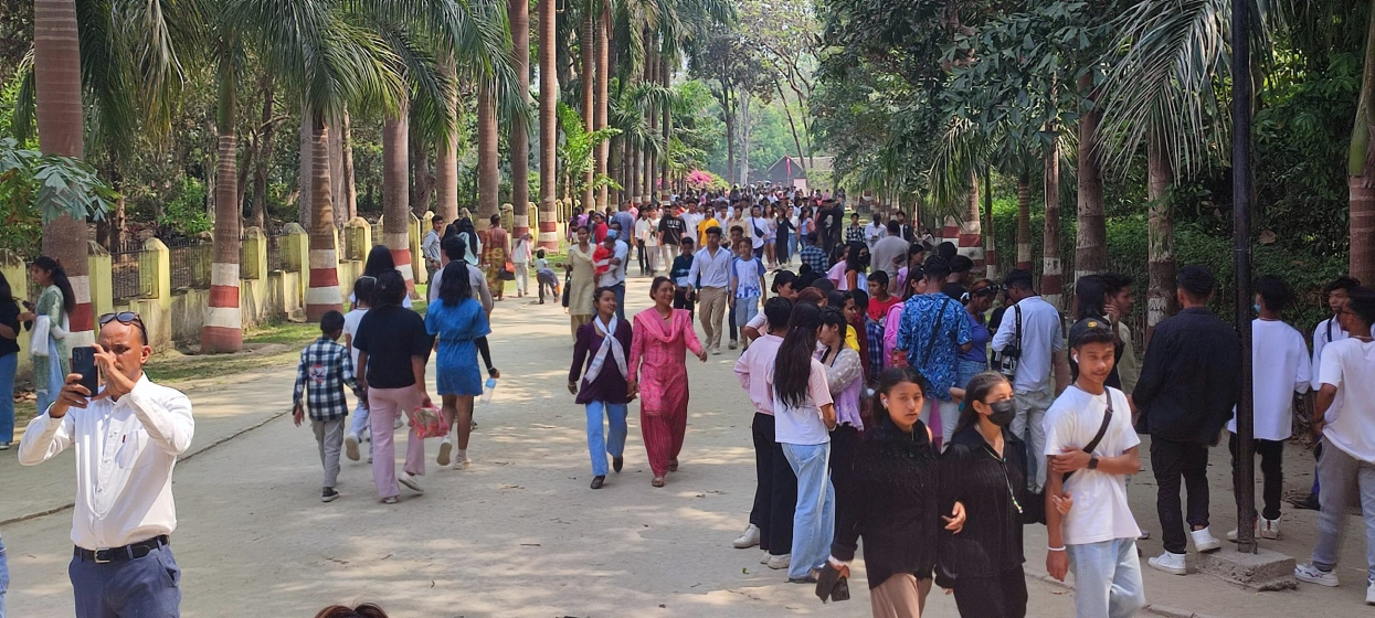 टीकापुर उद्यानमा एकै दिन तीन लाख सङ्कलन