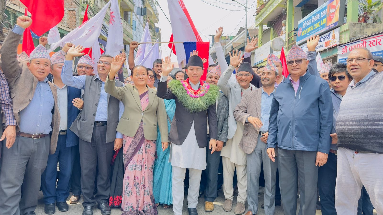 इलाम-२ मा २० जनाको उम्मेदवारी