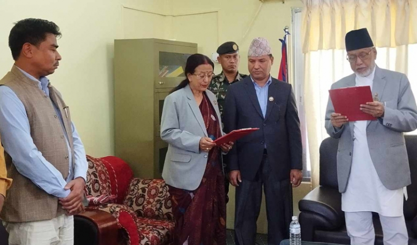 सुदूरपश्चिममा नाउपाकी टीका बनिन् मन्त्री, एमाले र माओवादी अनिच्छुक