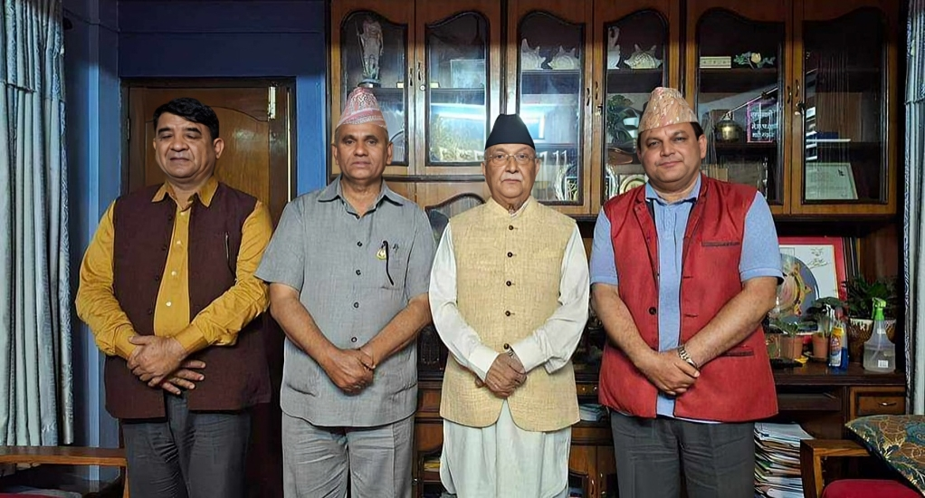 सुदूरका मुख्यमन्त्री सोडारीलाई ‘टिक्न’ नदिने मुडमा एमाले