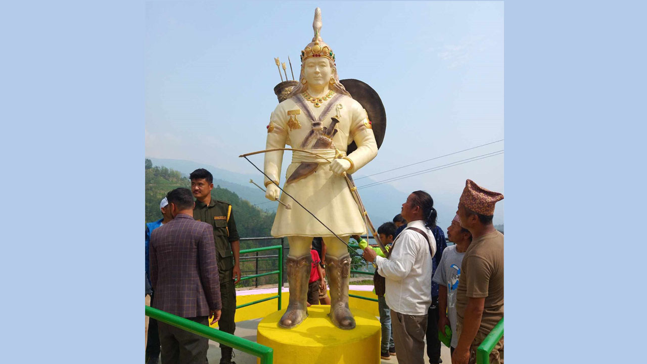 सुम्लिखामा यलम्बरको सालिकसहितको उद्यान स्थापना