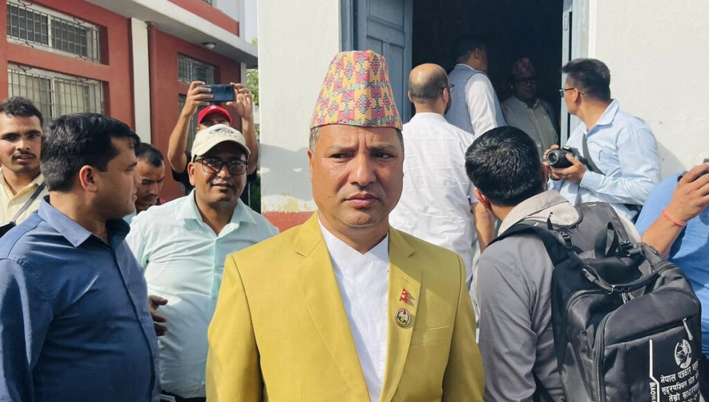 शुक्रवार विश्वासको मत लिँदै सुदूरपश्चिमका मुख्यमन्त्री सोडारी