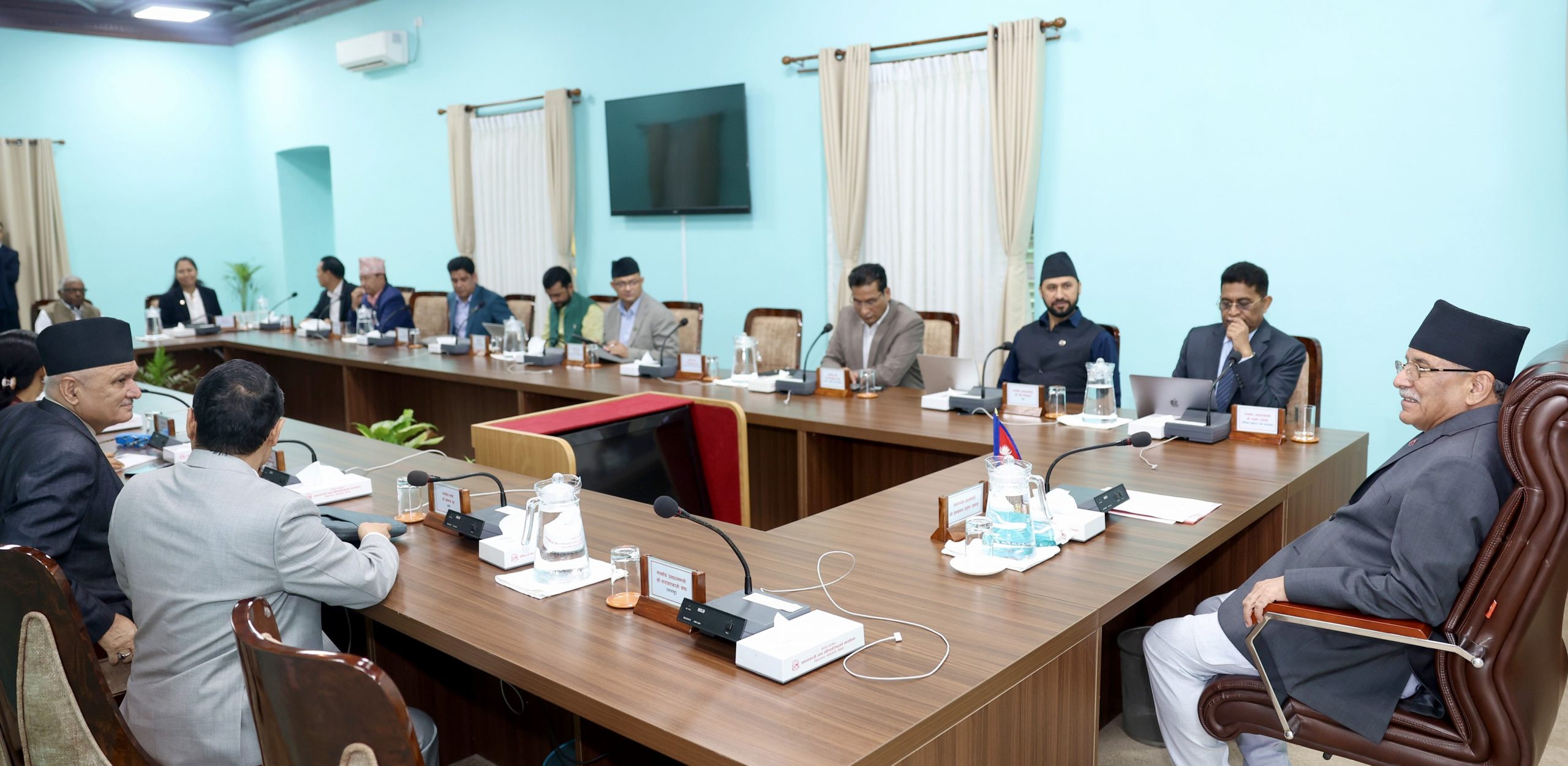 विशेष पद सिर्जना गरी निलम्बित मुख्यसचिवलाई योजना आयोगमा सरुवा गर्ने निर्णय