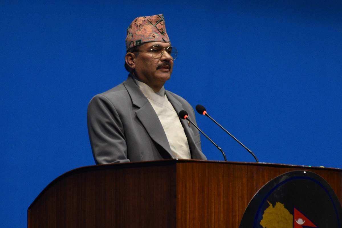 सामान्य अवस्थामा नेपाली सेना हतियार लिएर सीमा सुरक्षामा बस्न मिल्दैन : रक्षामन्त्री