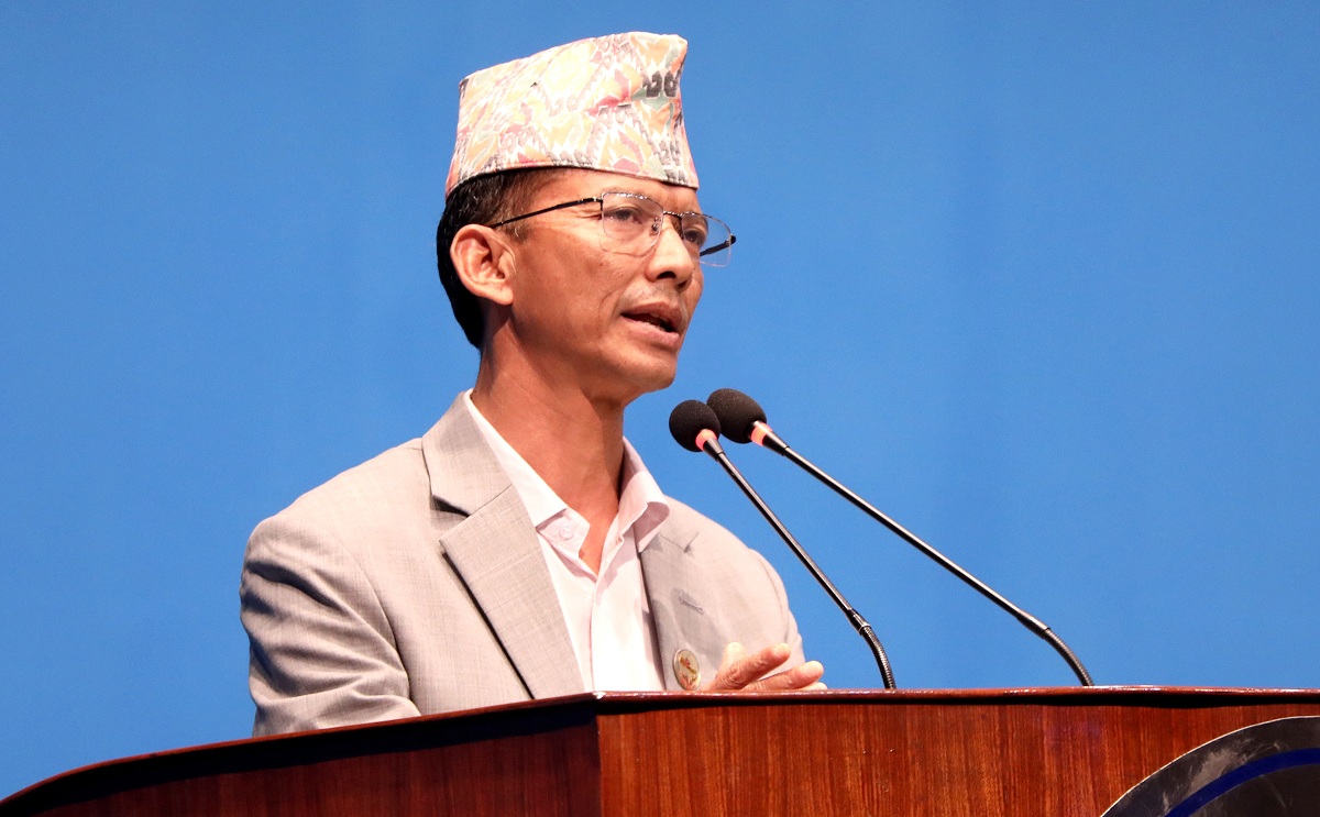 सबै जमिन सरकारको मातहत ल्याउने नीति बनाउन मेटमणी चौधरीको माग