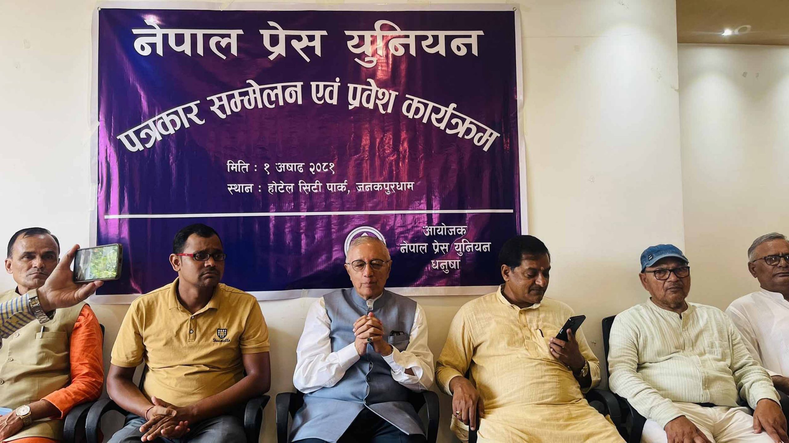 लगातारको उलटफेरले देश गम्भीर संकटमा छ : शेखर कोइराला