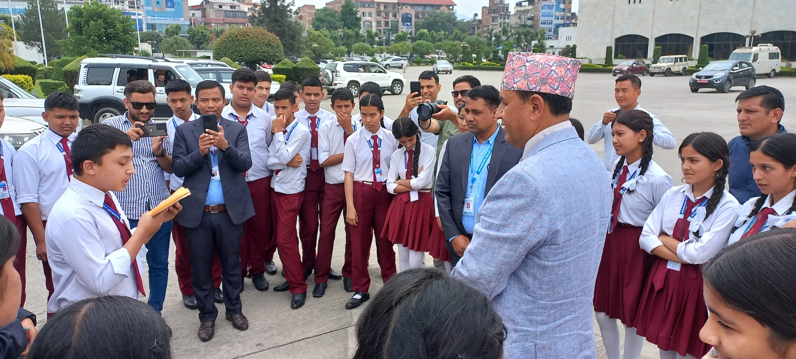 जब विद्यार्थी संसदीय अभ्यास बुझ्न दर्शकदीर्घामा पुगे…