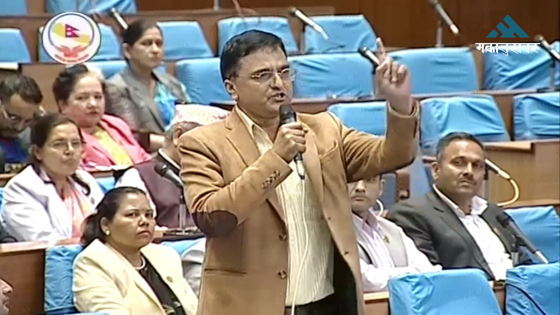 मेयर हुँ भन्ने कुरा भुलेर बालेनले संयमता गुमाउँदै गए : एमाले (भिडिओ)