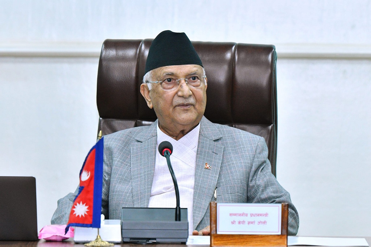 दुई अन्तर्राष्ट्रिय विमानस्थल प्रभावकारी रूपमा सञ्चालन गर्न प्रधानमन्त्री ओलीको निर्देशन