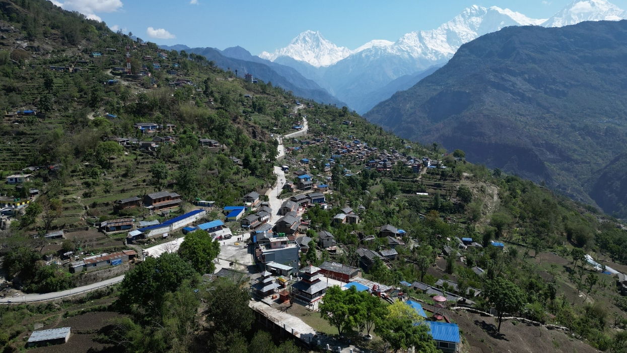 म्याग्दीका पाँचवटा रणनीतिक सडकमा कालोपत्रे
