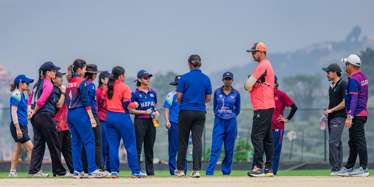 एसिसी महिला एसिया कप खेल्न जाने नेपाली टोलीको बिदाइ, रोहित, सन्दीप र पारसले दिए बधाई