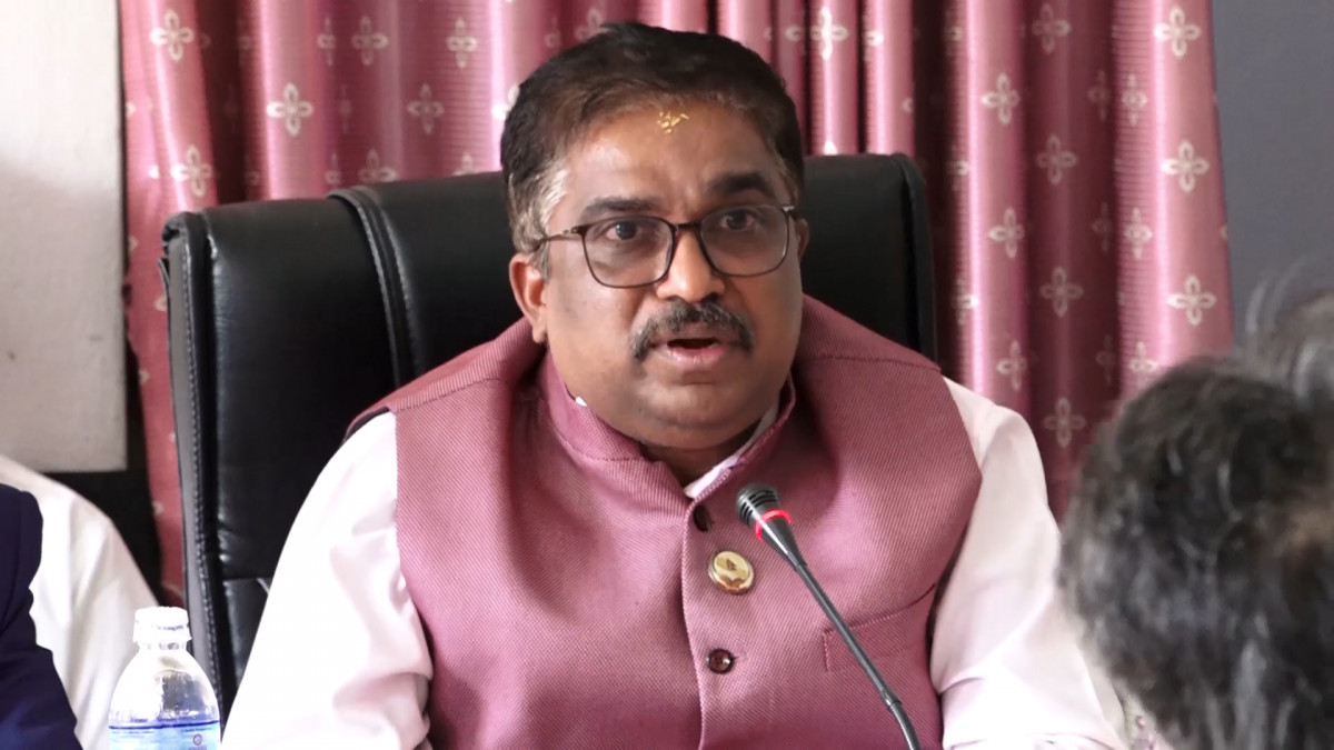 पर्यटन मन्त्रीलाई समितिको निर्देशन- आईकाओको रिपोर्ट एक हप्ताभित्र पेस गर्नू