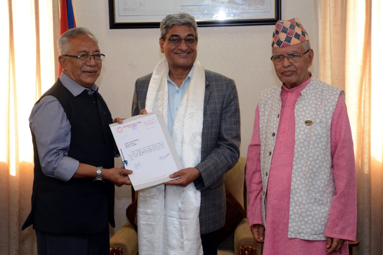न्यूनतम सेवा सुविधा पाउनुपर्ने पूर्व सांसदहरूको माग