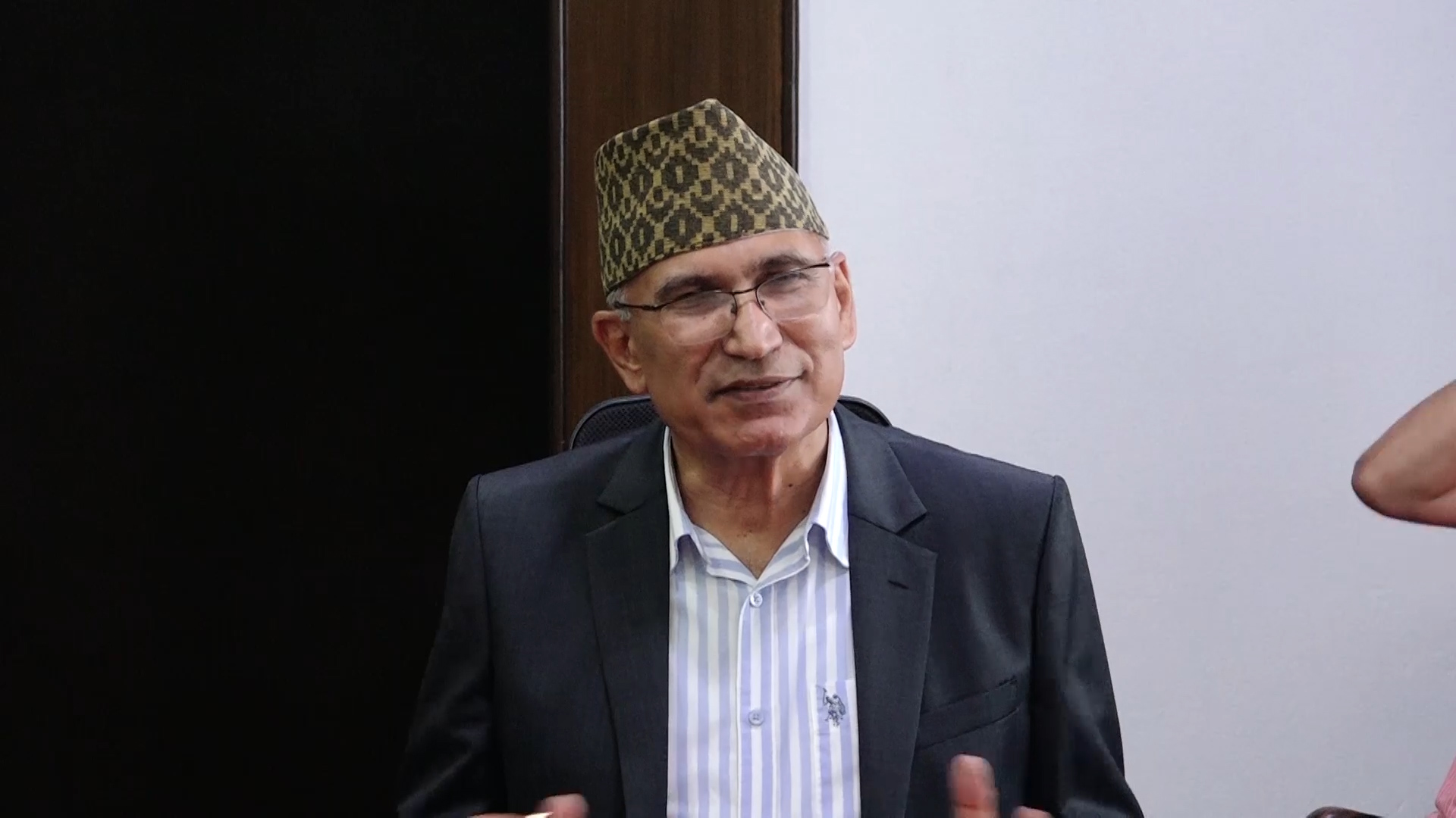 भ्याट पुनरावलोकन गर्न अर्थमन्त्री पौडेलसमक्ष चेम्बरको ध्यानाकर्षण